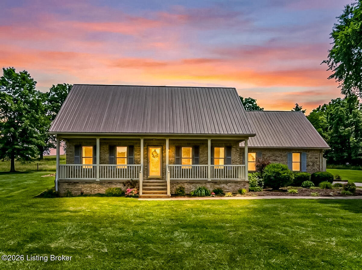 1250 Stringtown Rd Property Photo 1