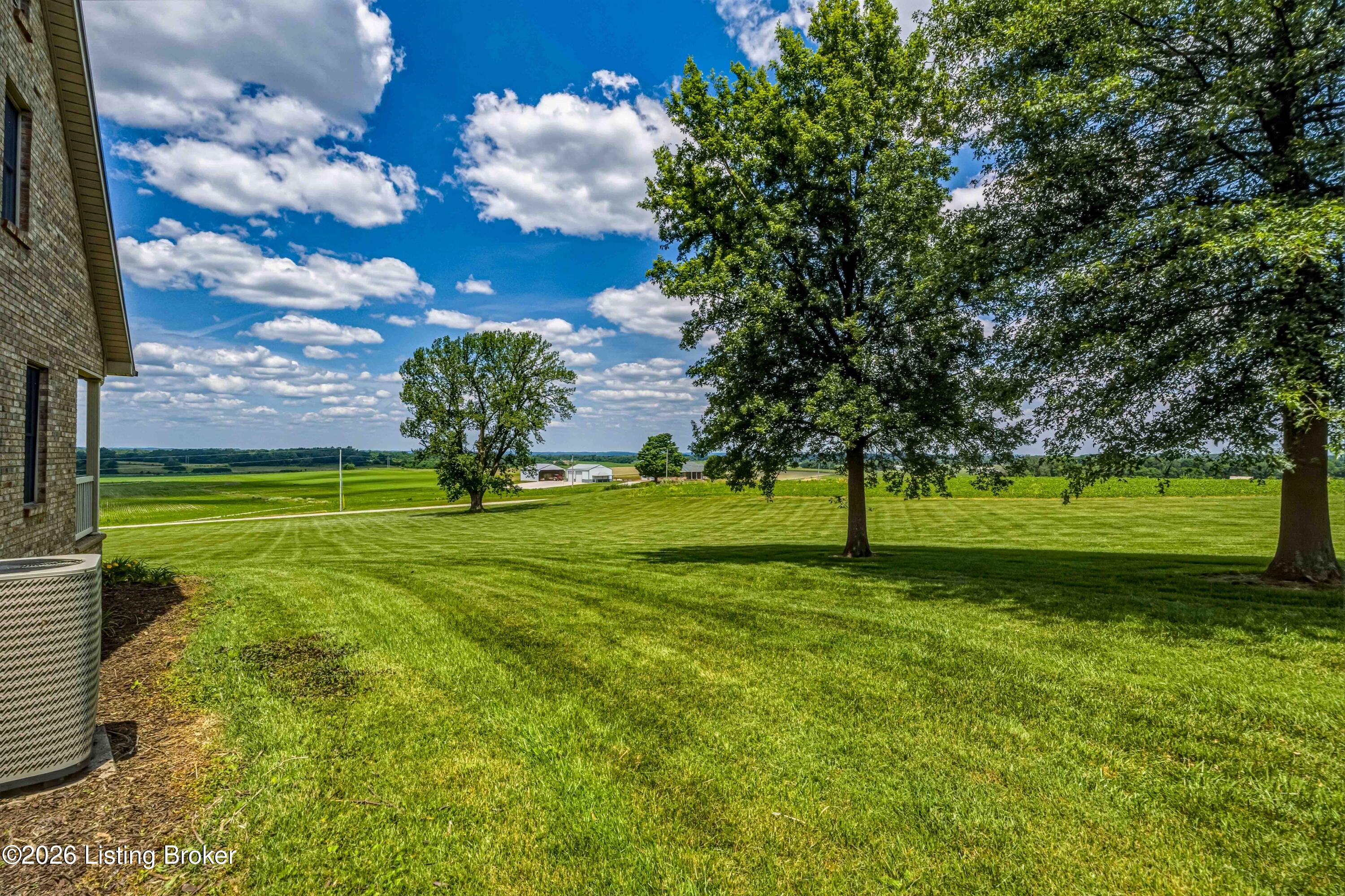 1250 Stringtown Rd Property Photo 8