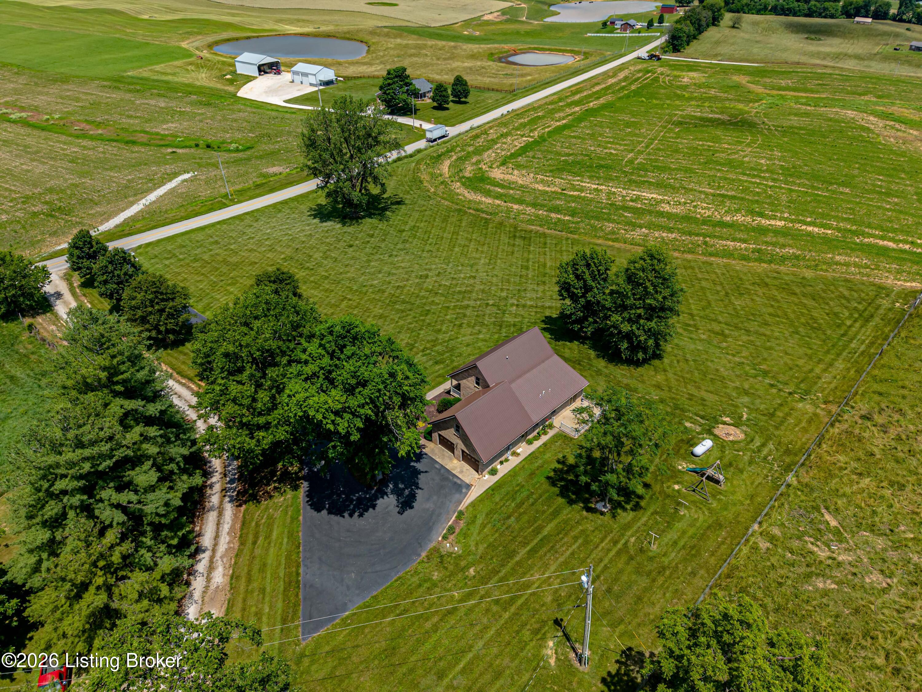 1250 Stringtown Rd Property Photo 13