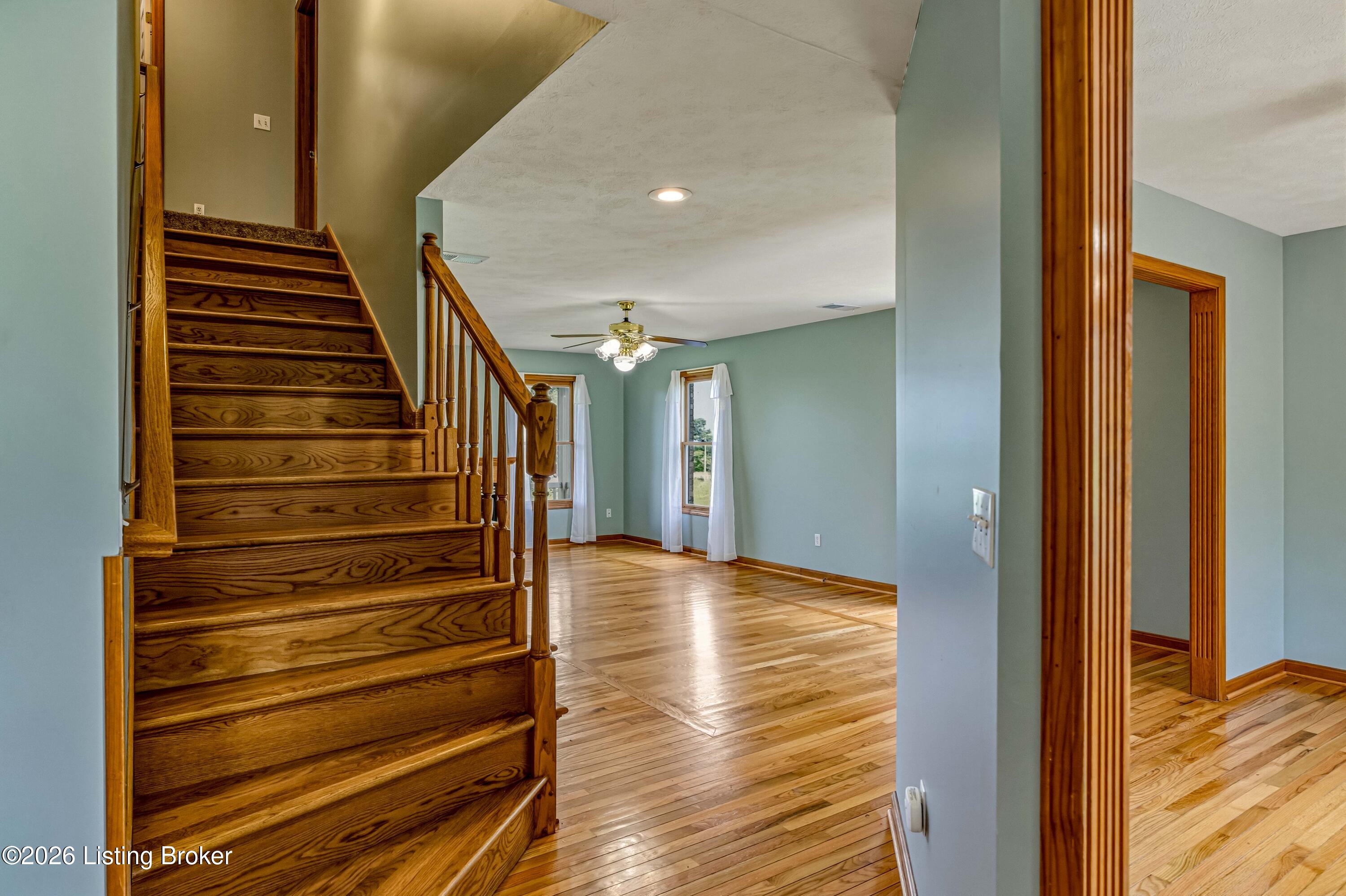 1250 Stringtown Rd Property Photo 25