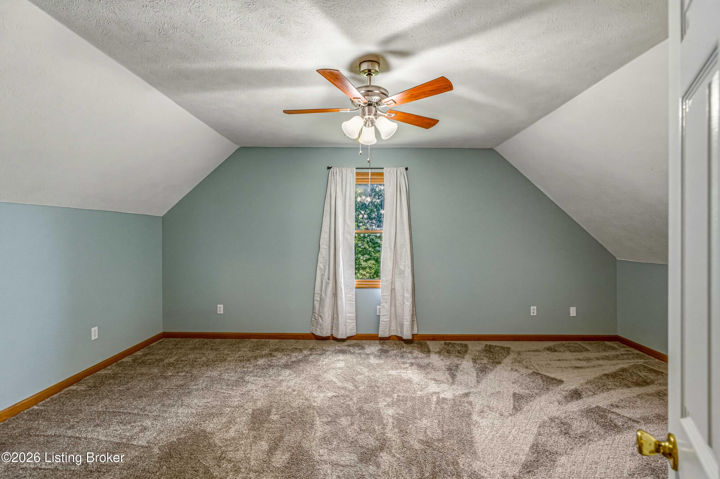1250 Stringtown Rd Property Photo 39