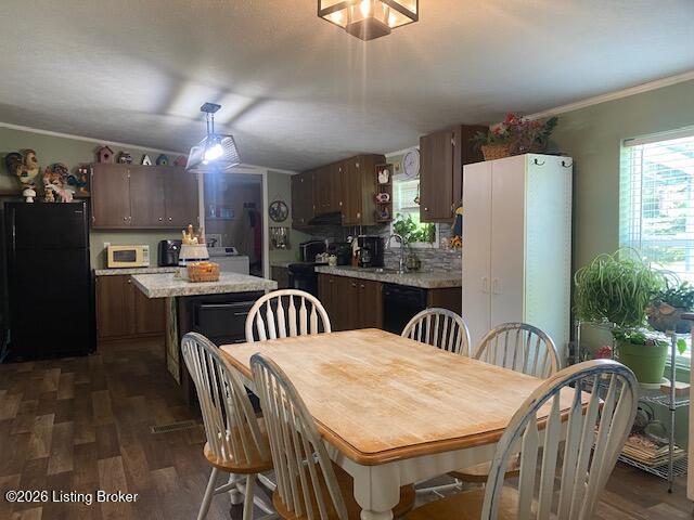 1410 Cedar Grove Rd Property Photo 8