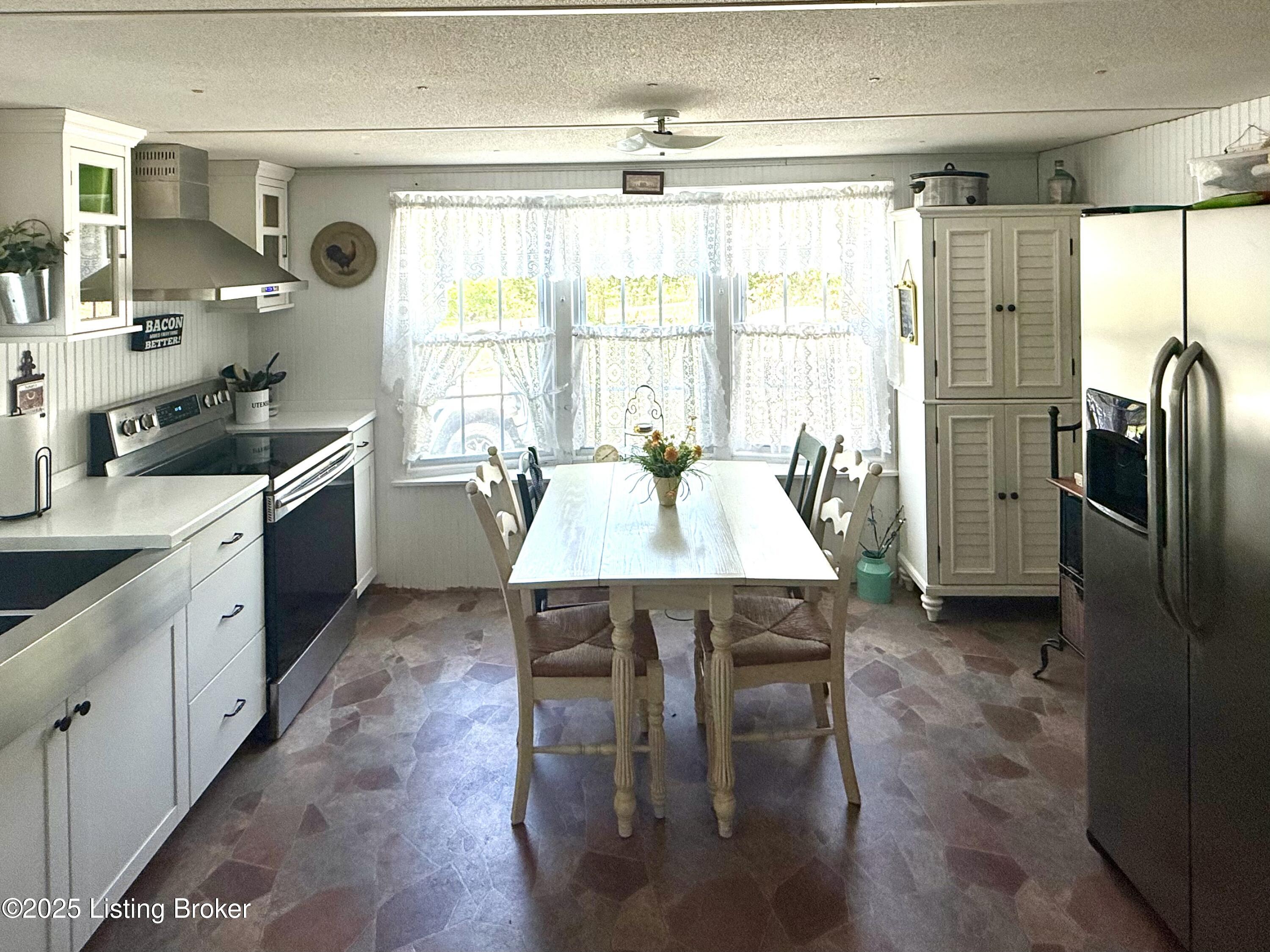 67 Stevenson Loop Property Photo 13