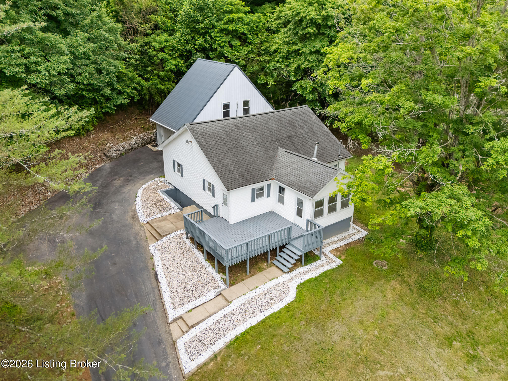 2615 2 Mile Ln Property Photo 1
