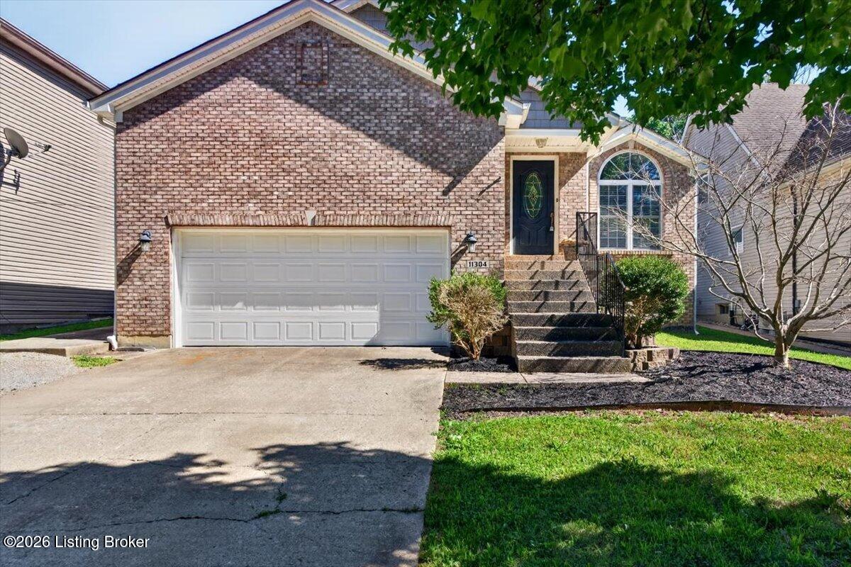11304 Cox Ave Property Photo 1