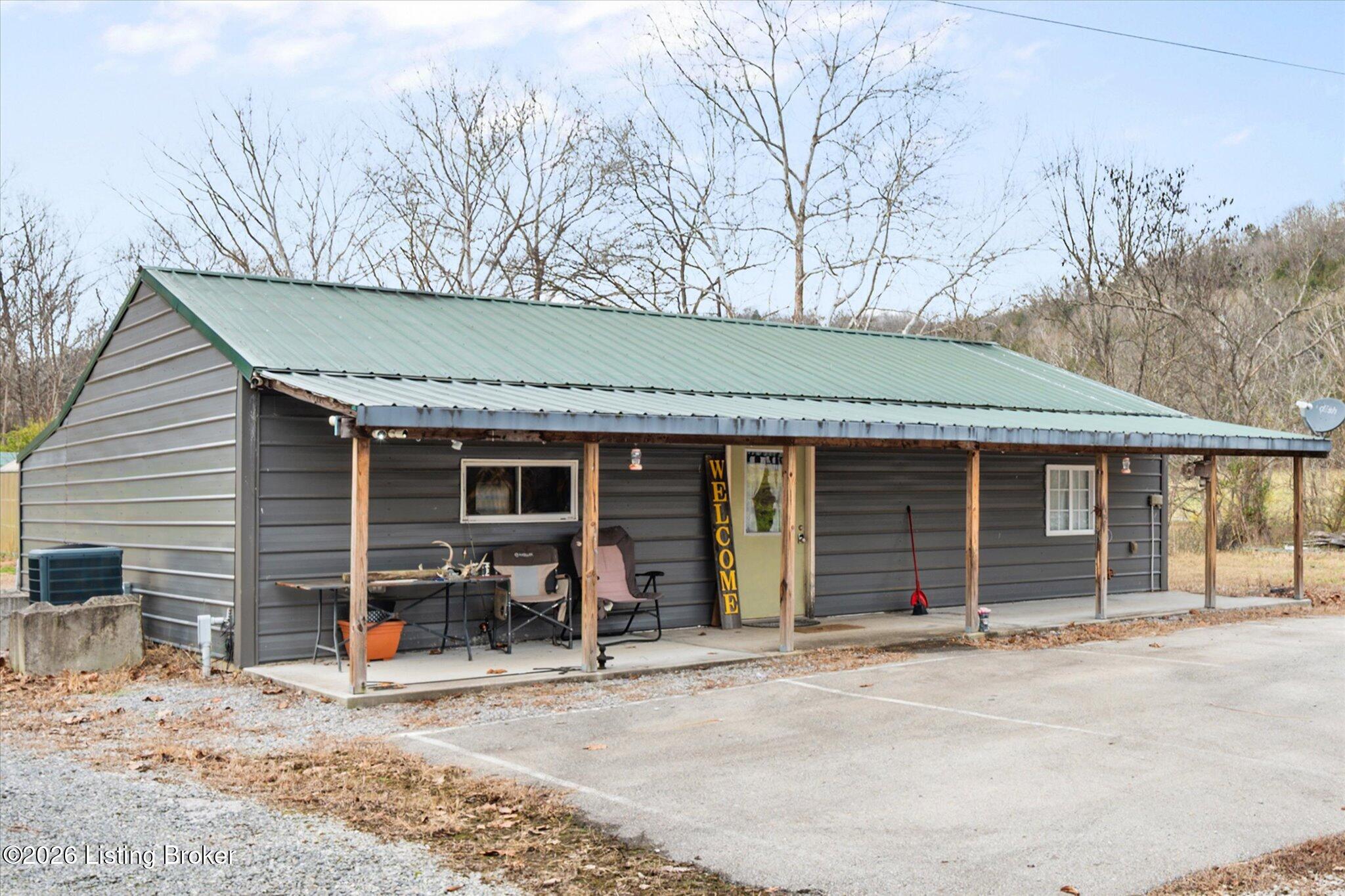 405 Tennessee Walking Ln Property Photo 1