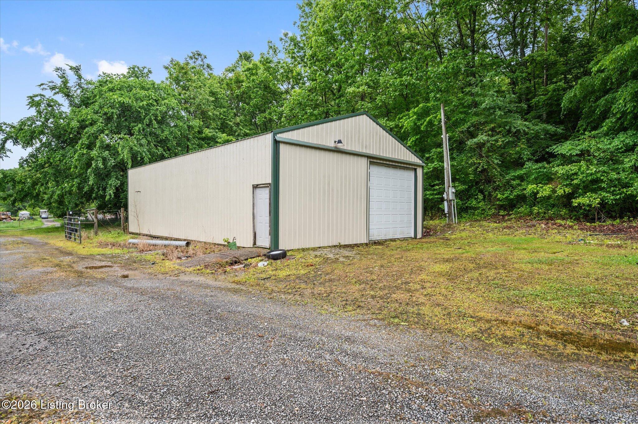 405 Tennessee Walking Ln Property Photo 18