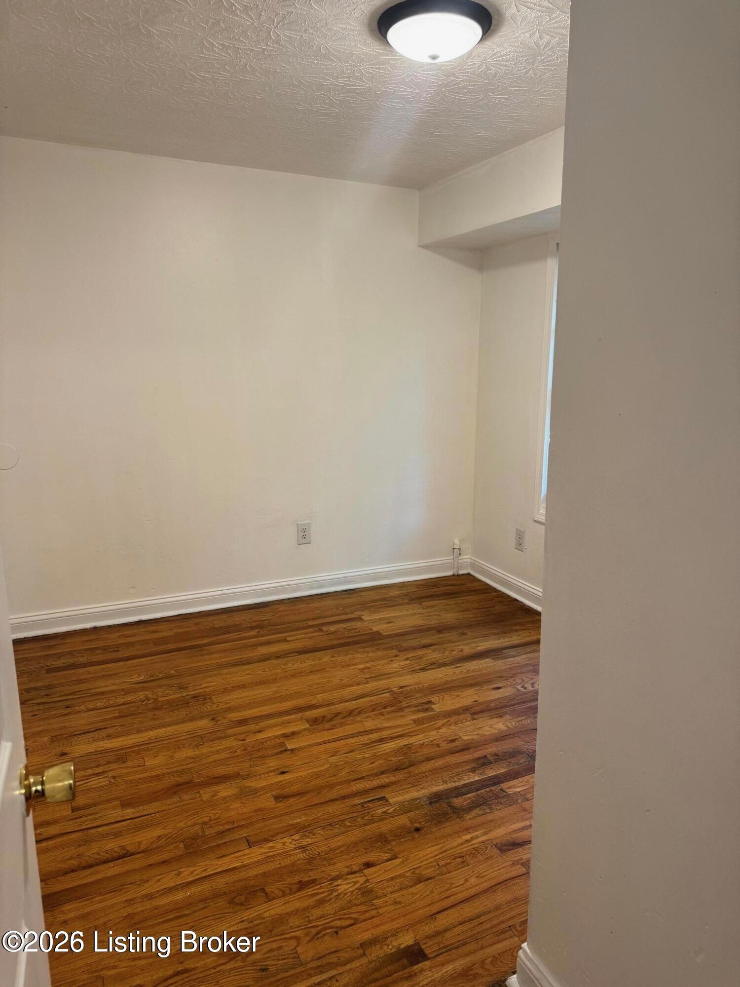 1301 Baldwin St Property Photo 15
