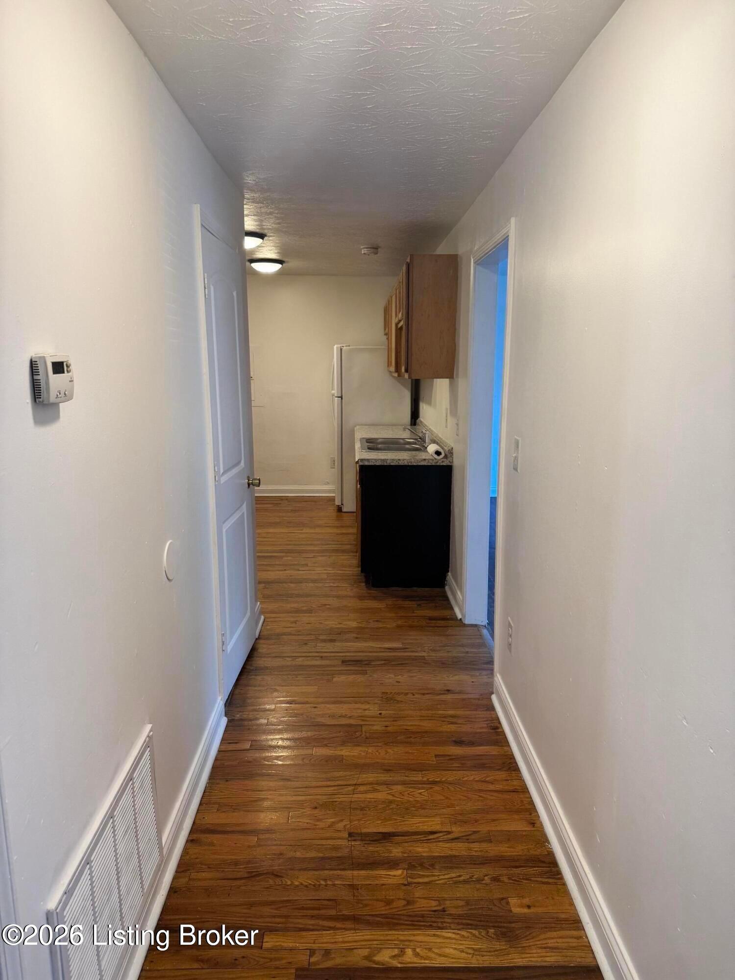1301 Baldwin St Property Photo 18