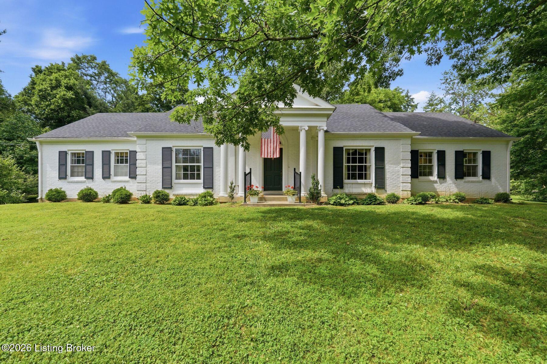 11901 Woodland Rd Property Photo 1
