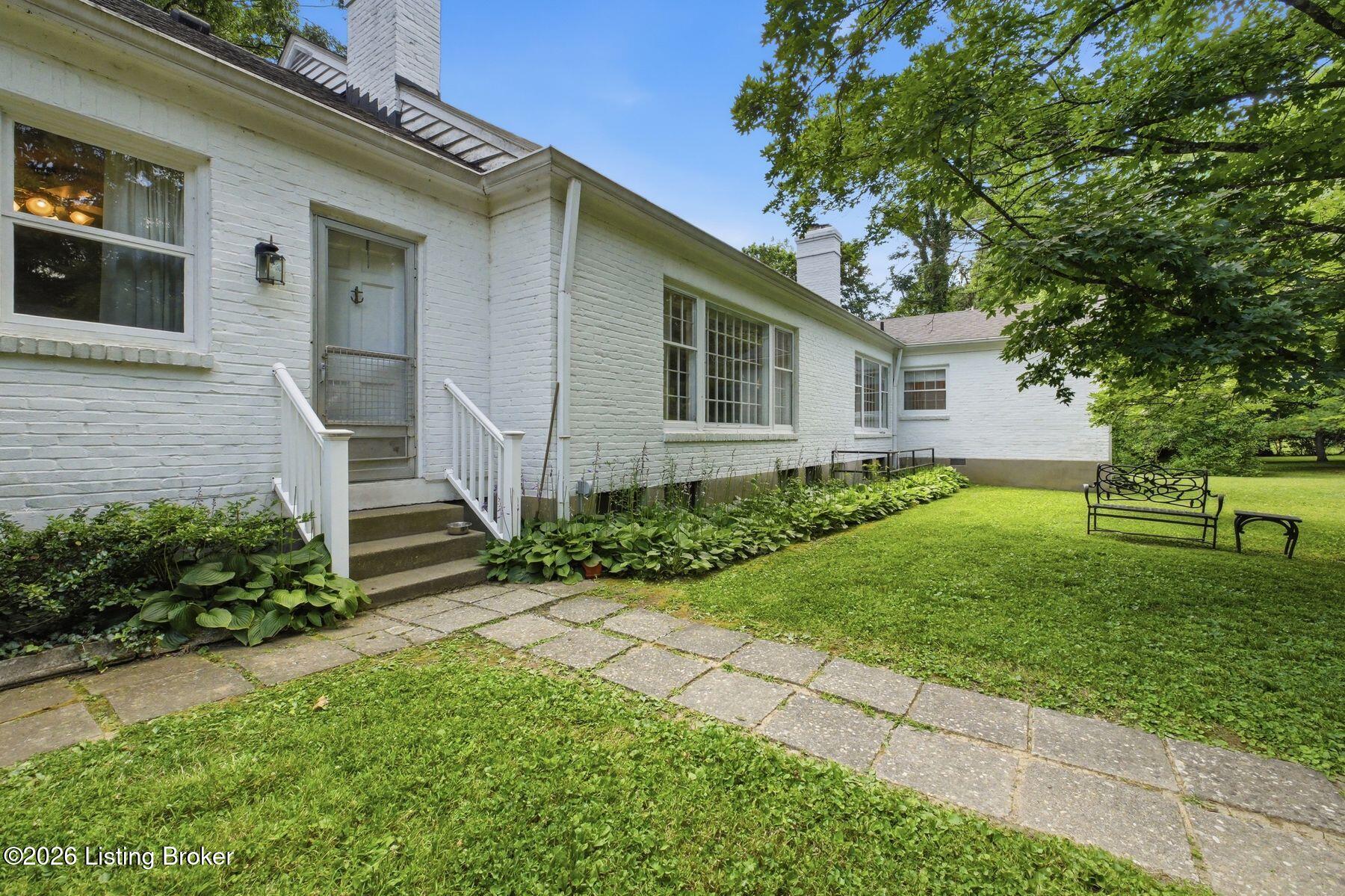 11901 Woodland Rd Property Photo 34