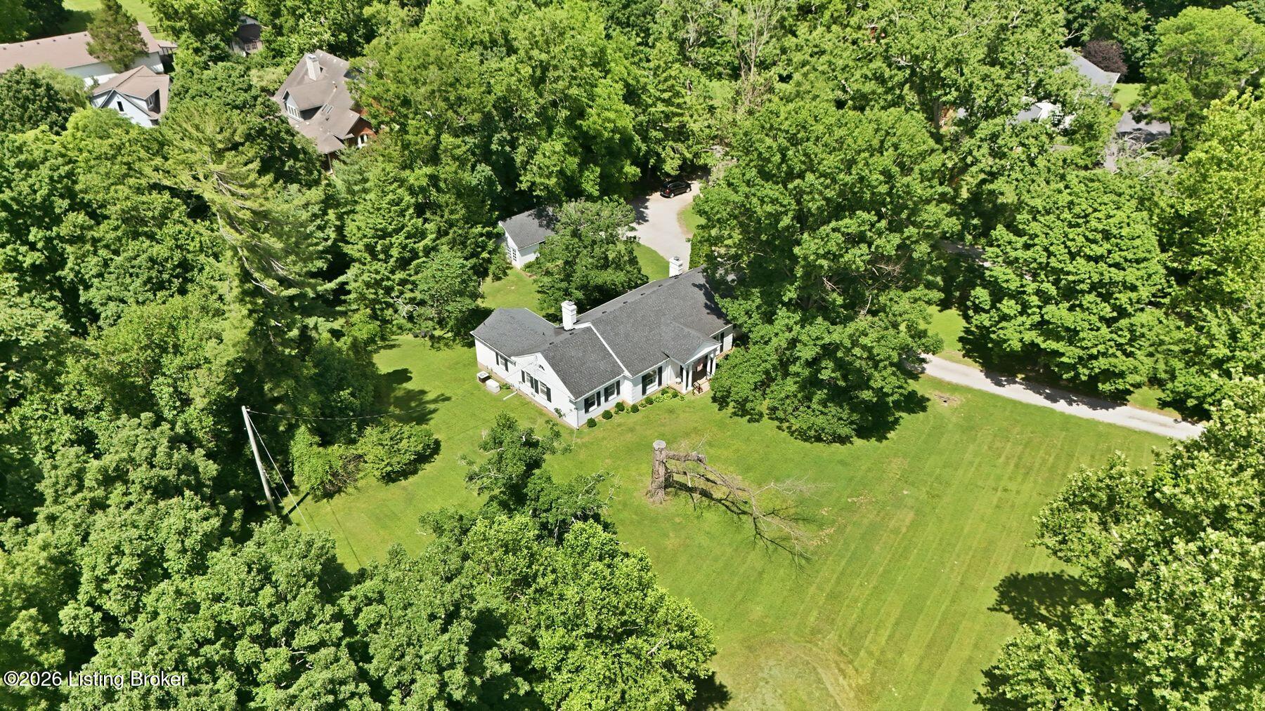 11901 Woodland Rd Property Photo 38