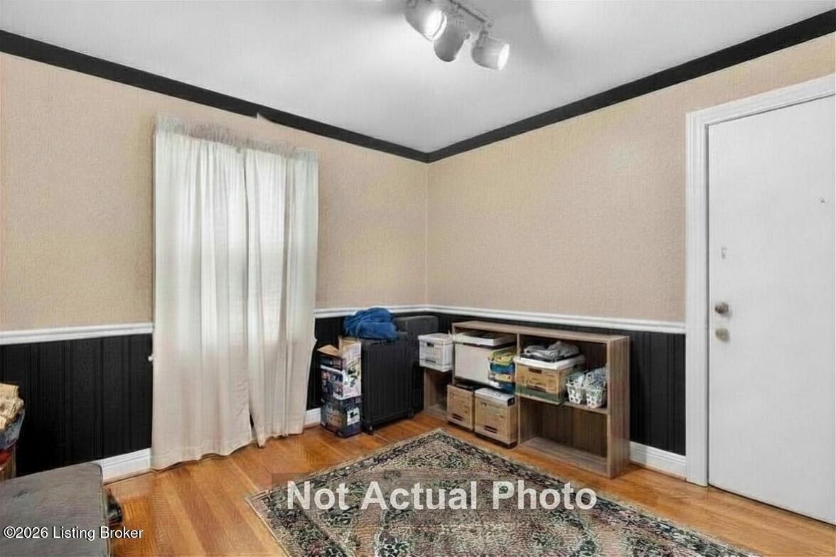 4300 S 2nd St Property Photo 11