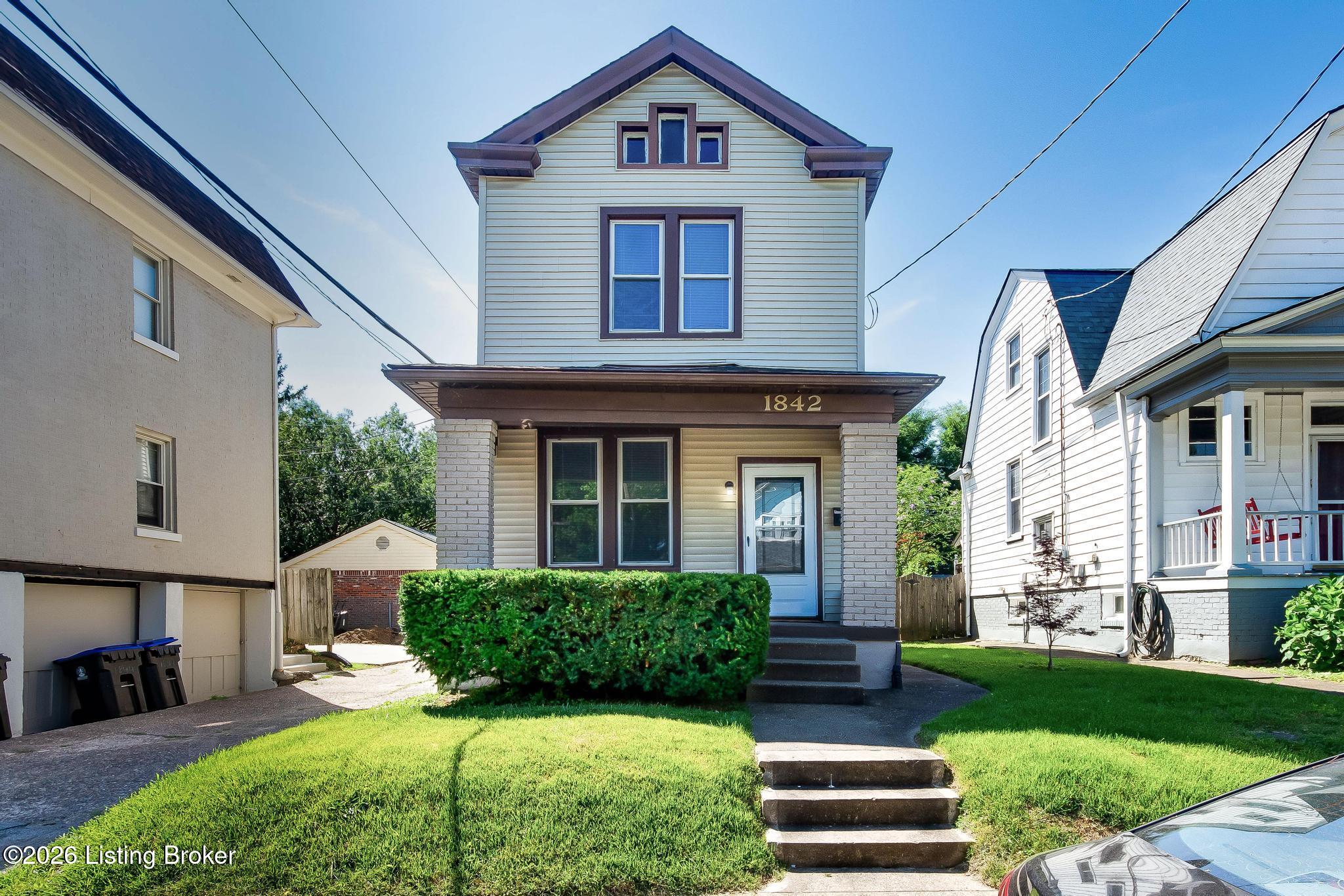 1842 Deer Park Ave Property Photo 1