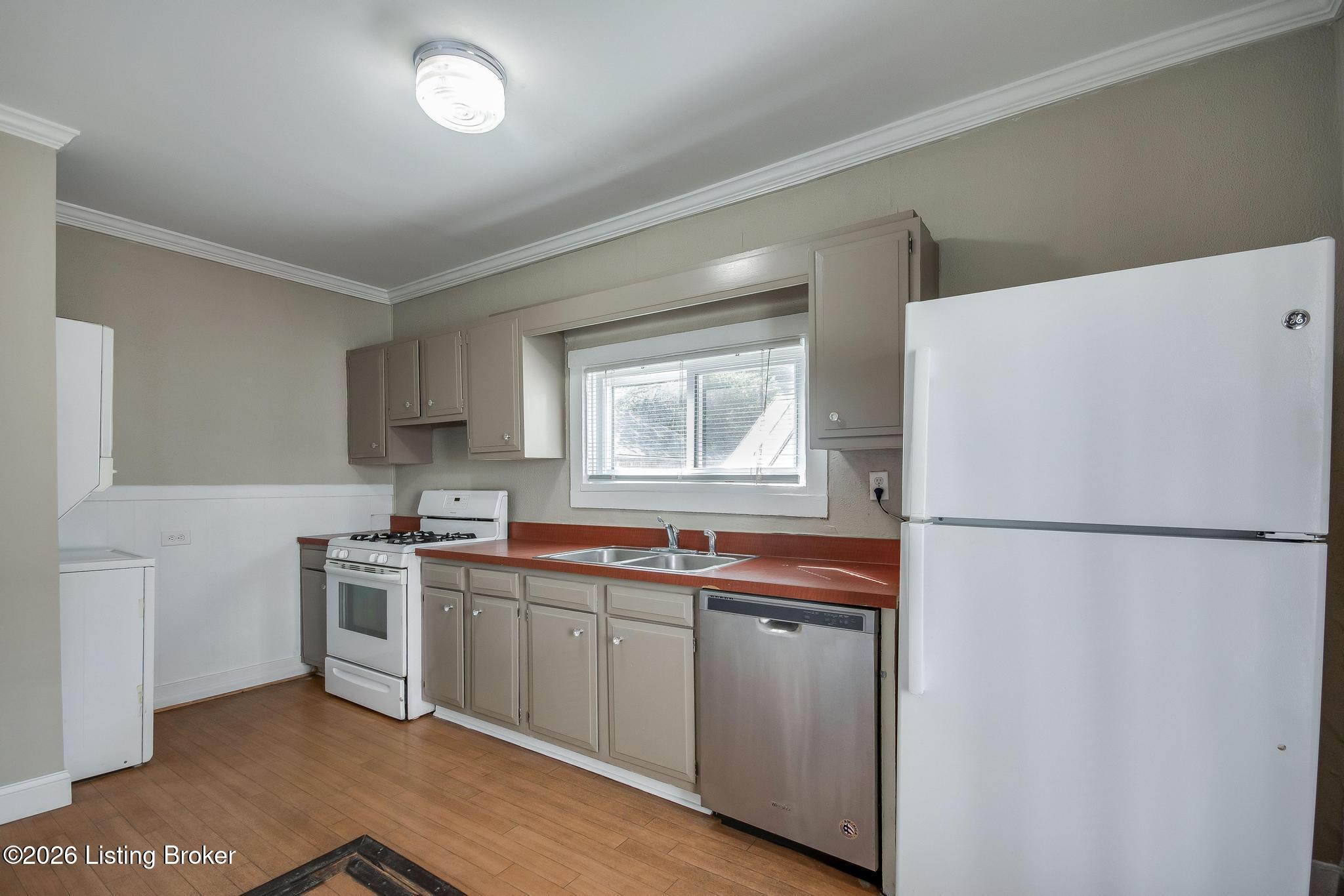 1842 Deer Park Ave Property Photo 19