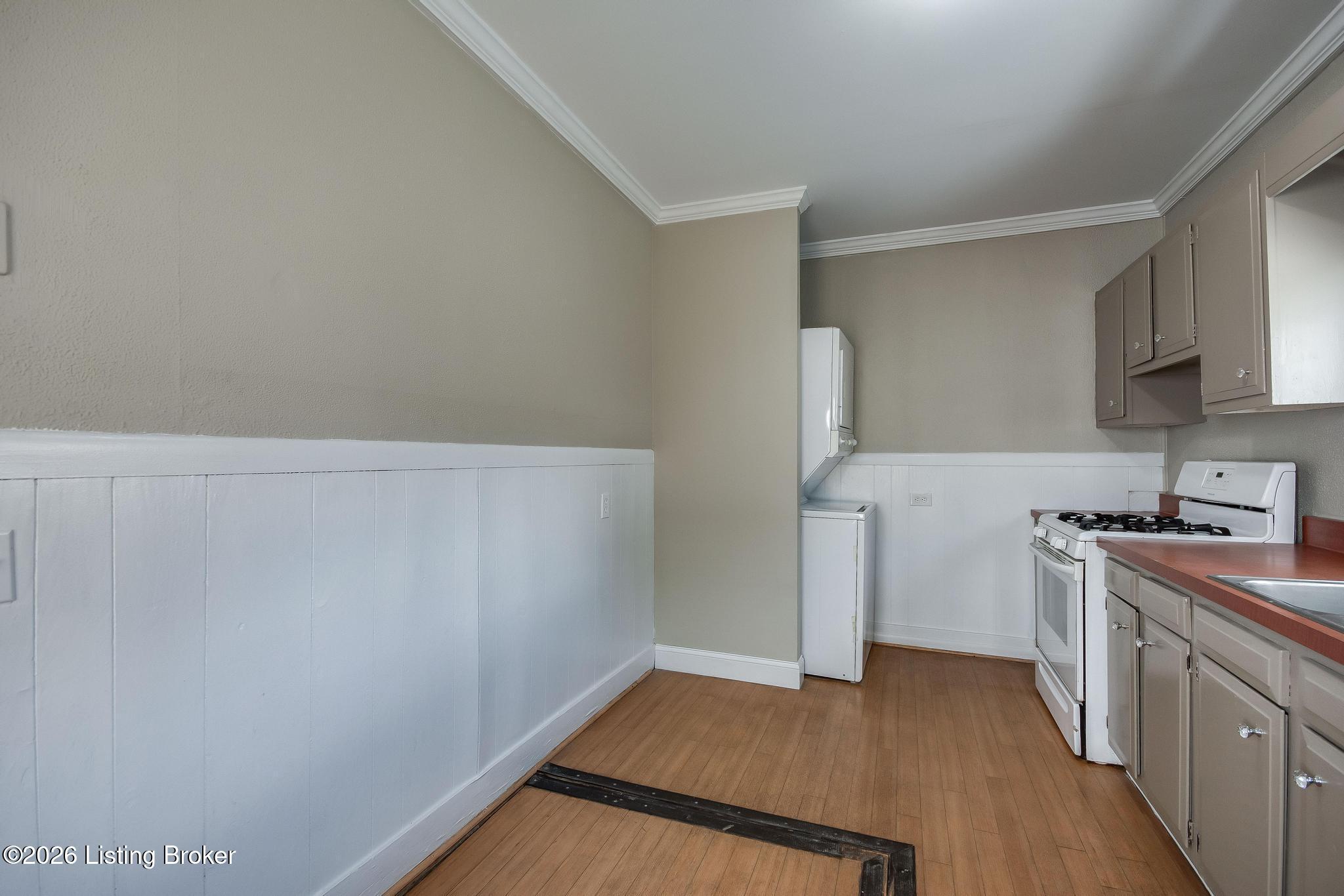 1842 Deer Park Ave Property Photo 21