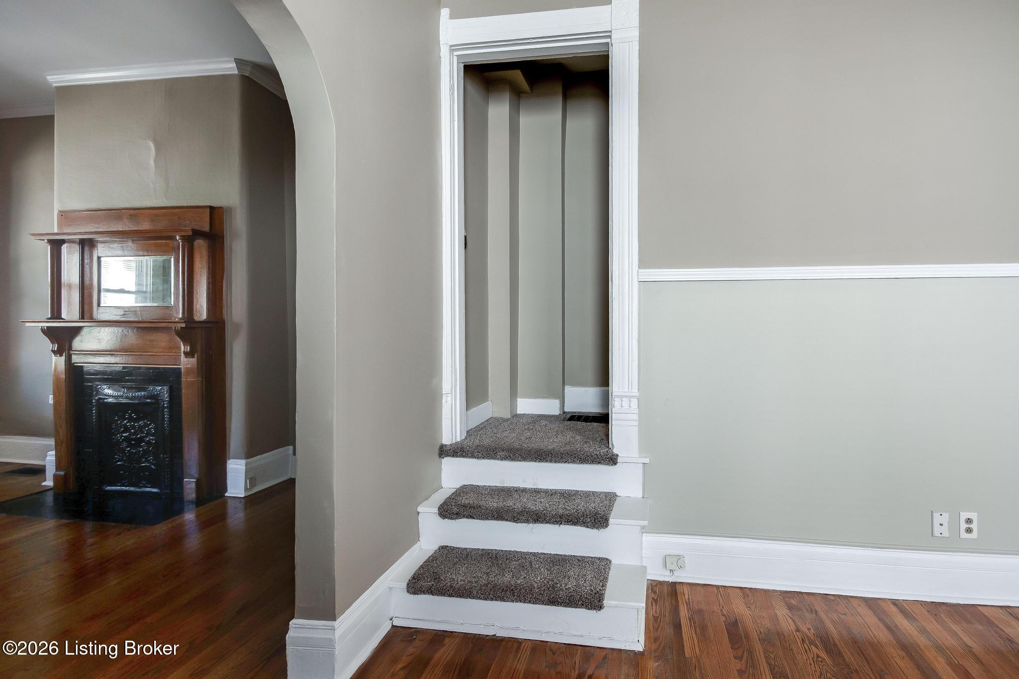1842 Deer Park Ave Property Photo 26