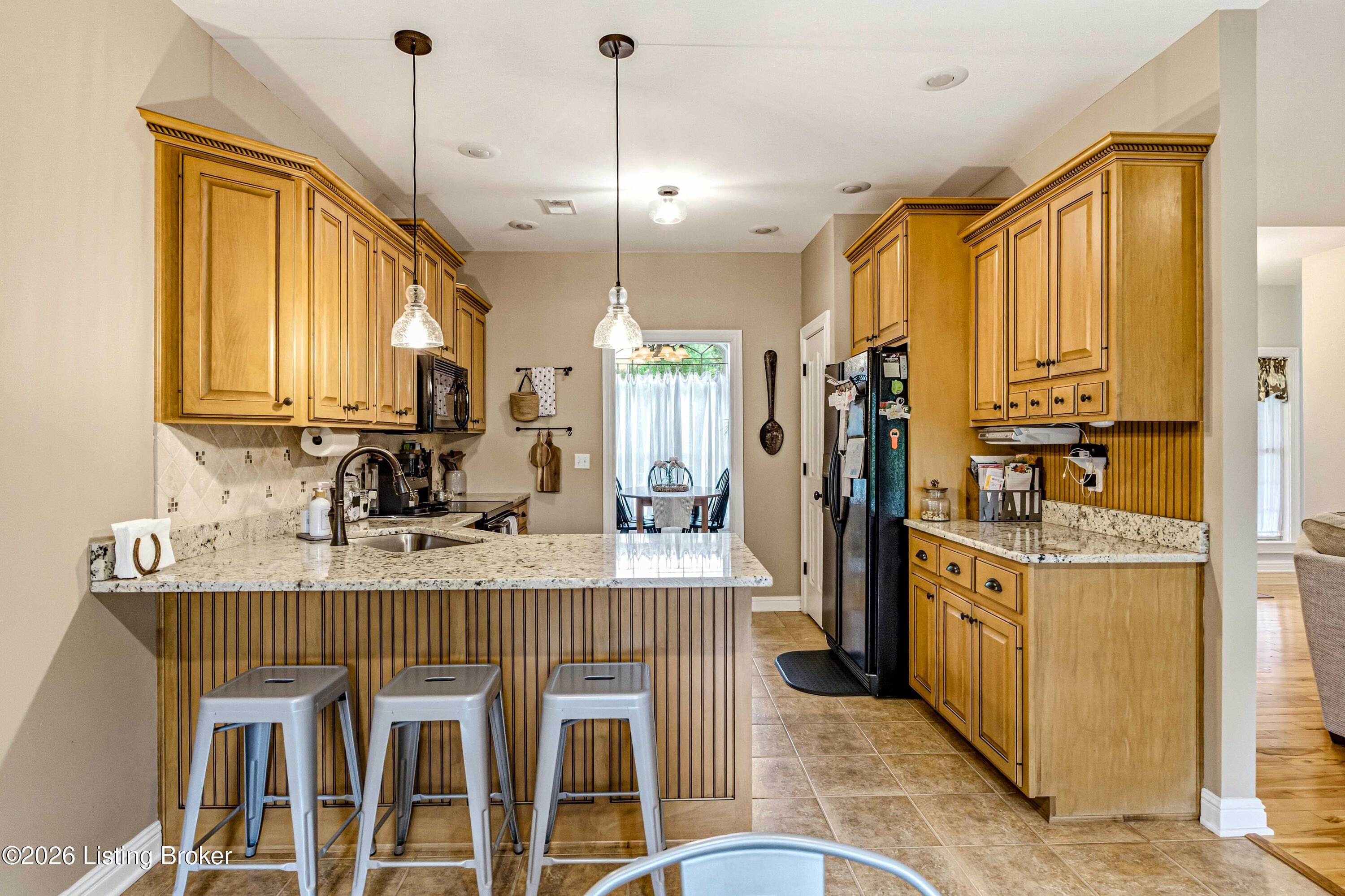 104 Landmark Dr Property Photo 11