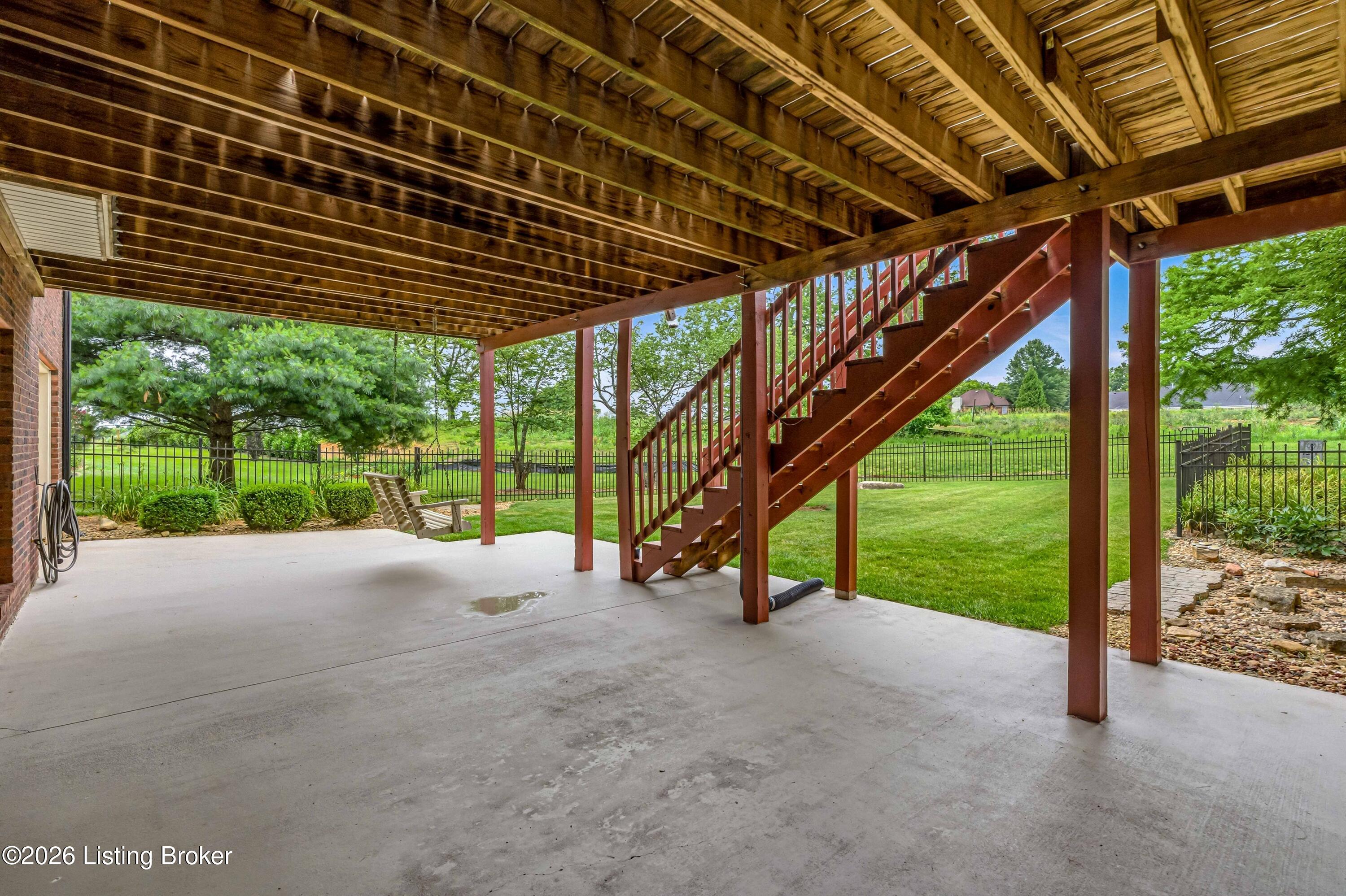 104 Landmark Dr Property Photo 44