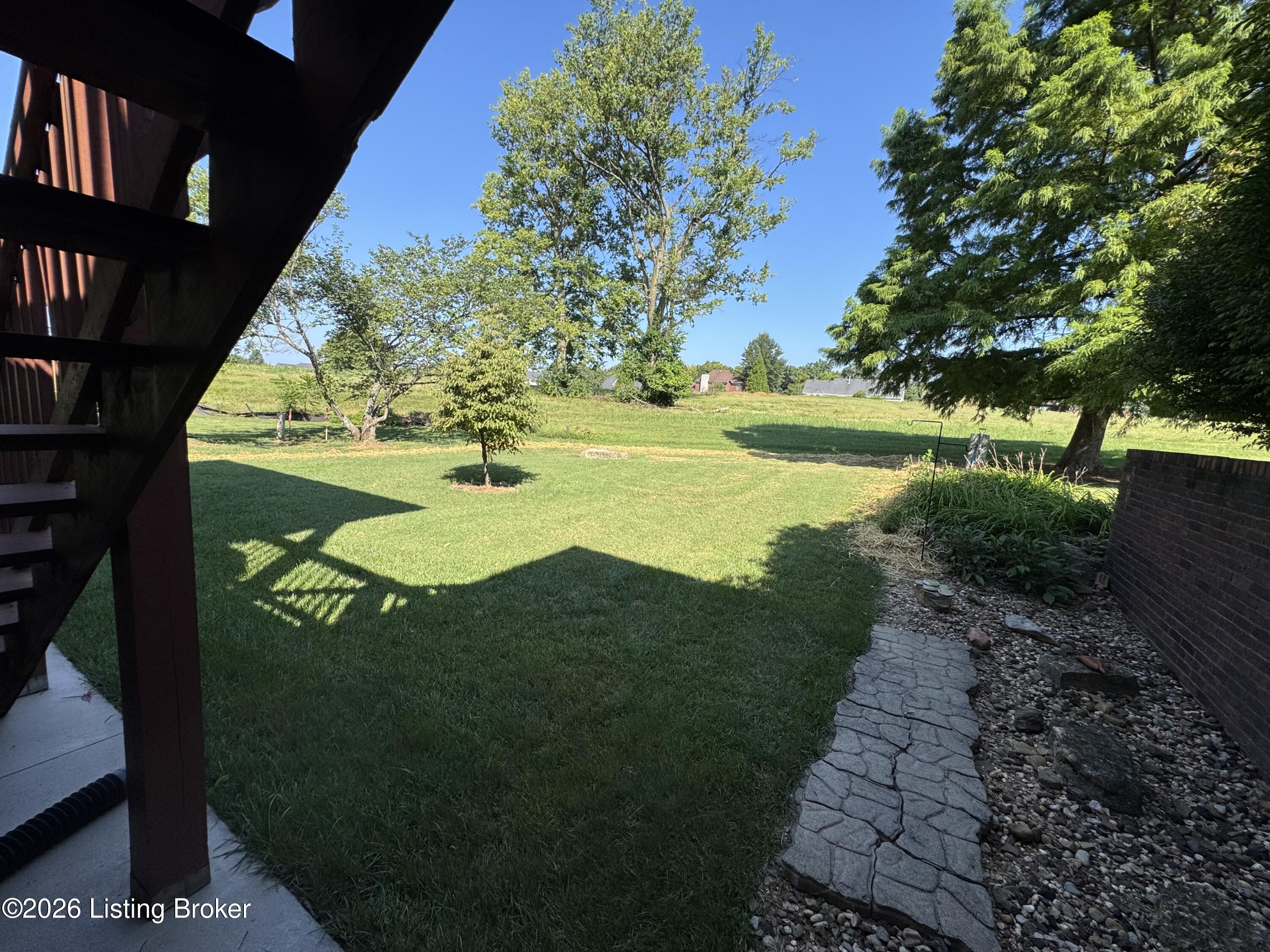 104 Landmark Dr Property Photo 47