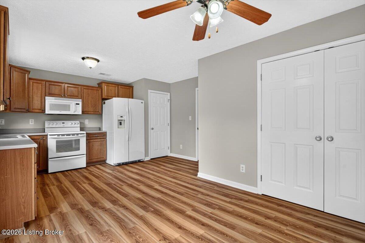 272 River Edge Dr Property Photo 8