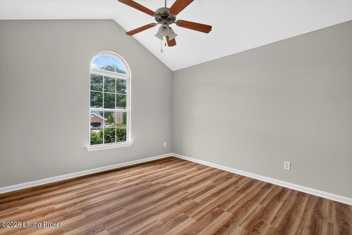 272 River Edge Dr Property Photo 17