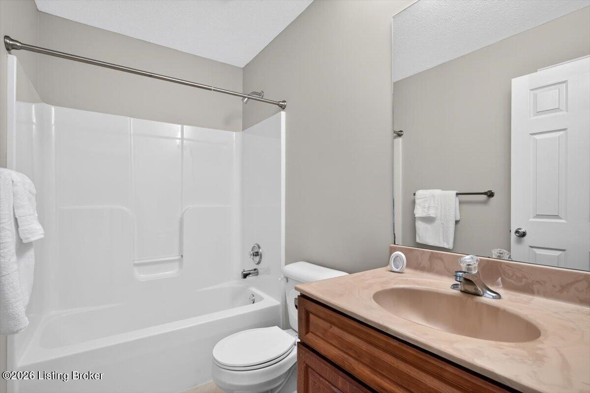 272 River Edge Dr Property Photo 20