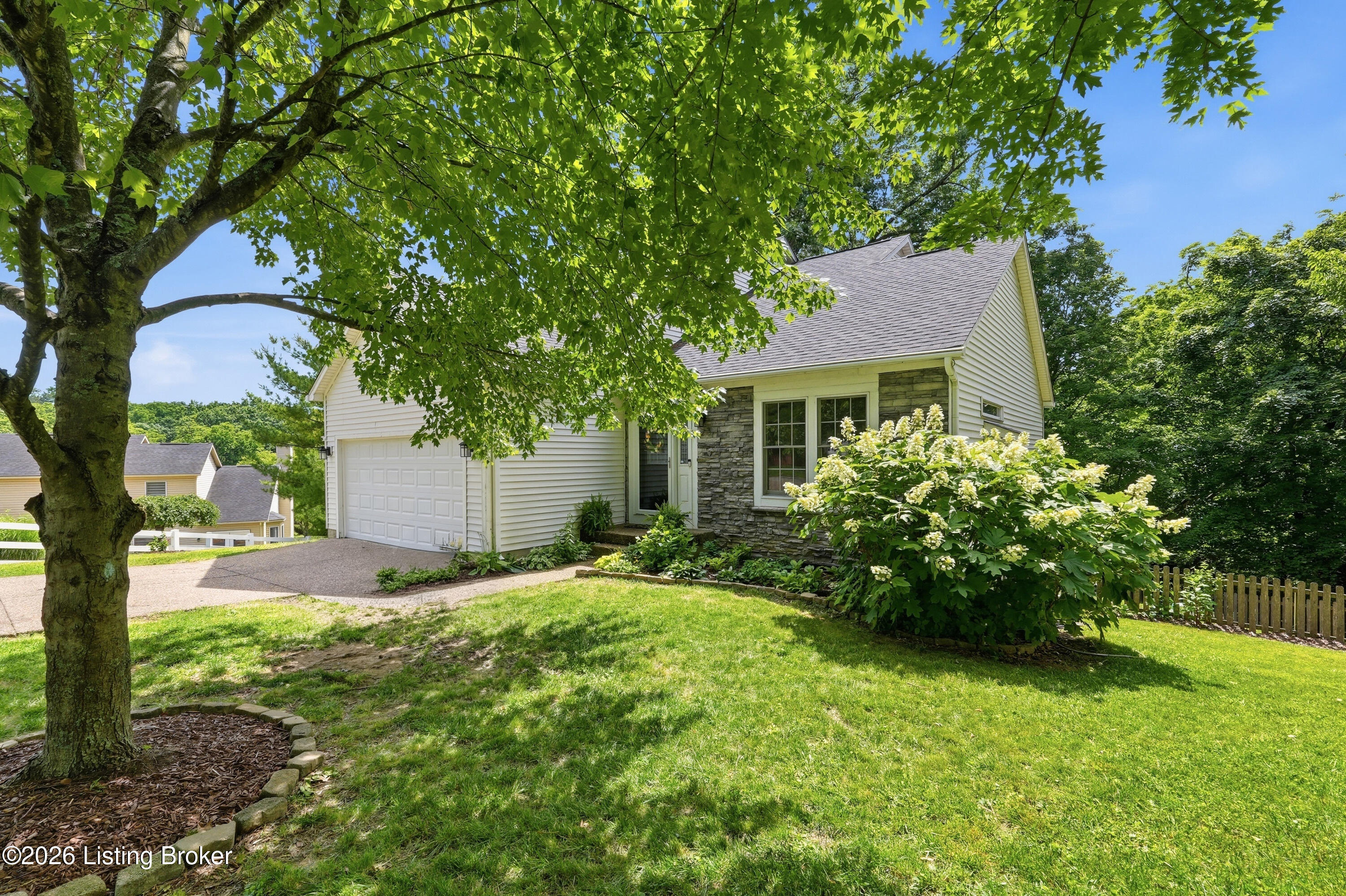 3100 Annadale Ct Property Photo 2
