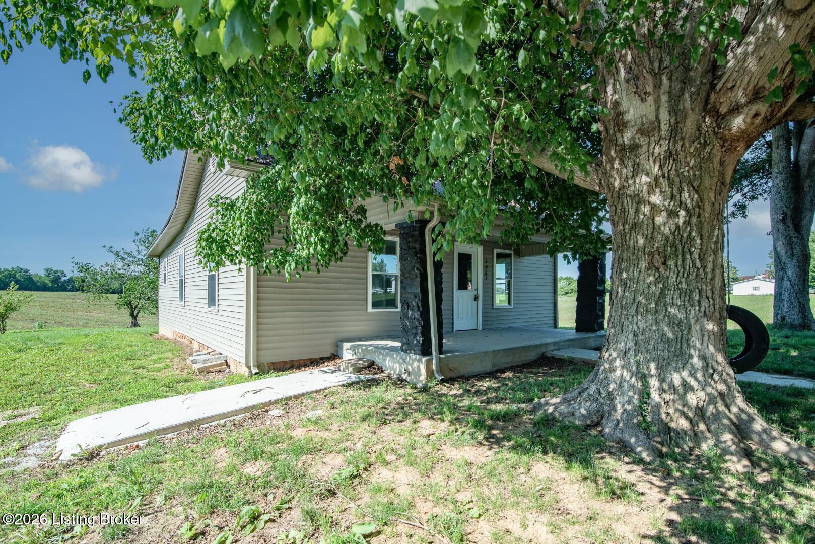 3963 Old Lexington Rd Property Photo 3