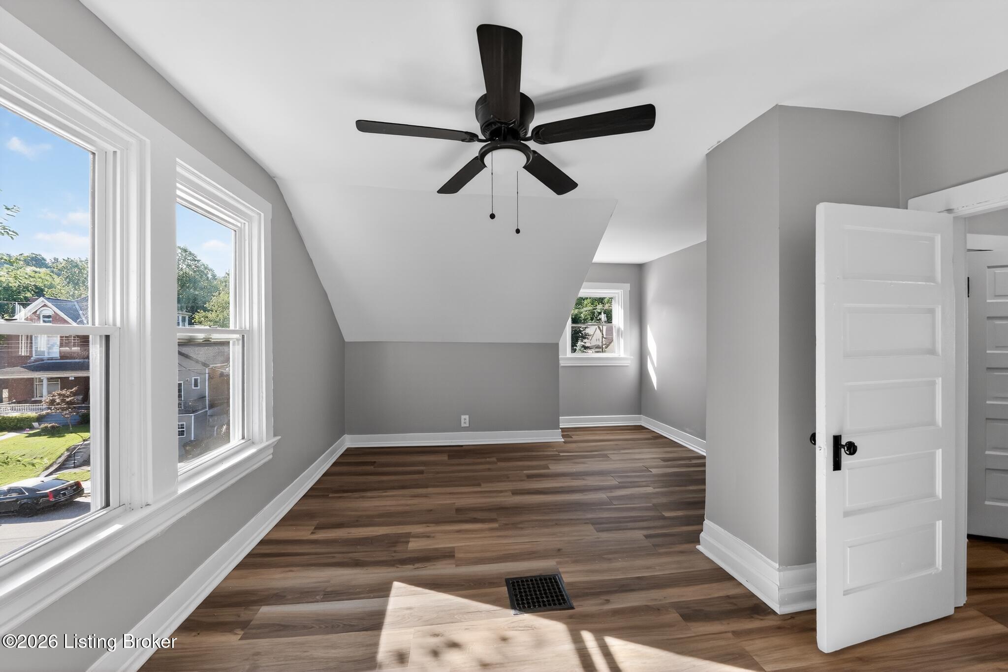 709 Ervin Terrace Property Photo 18