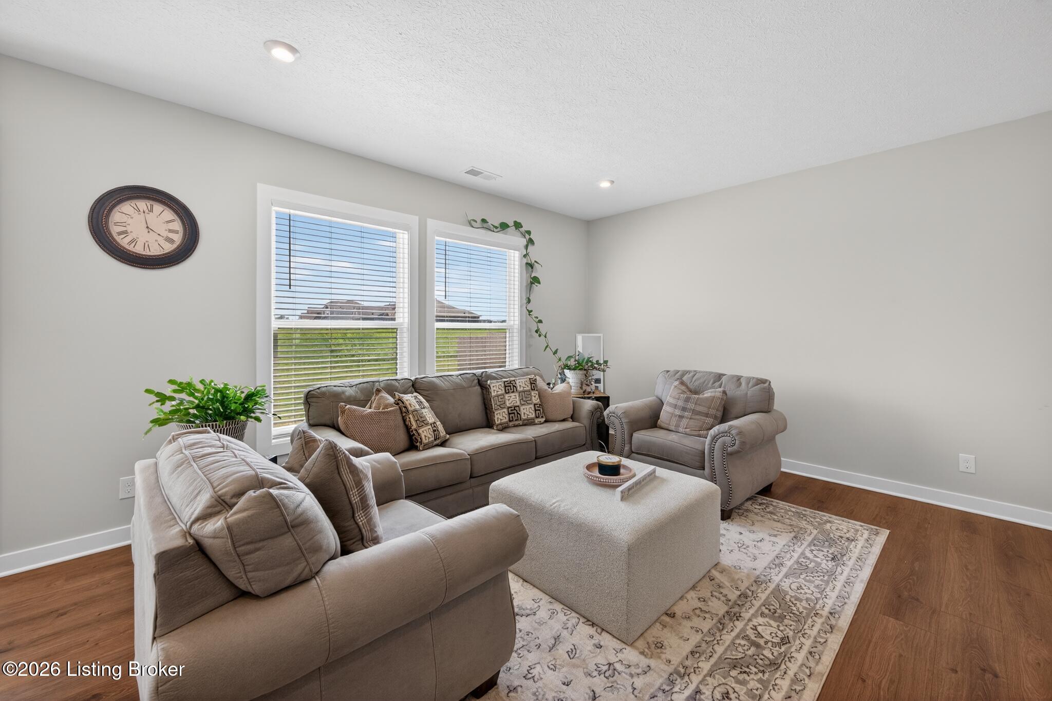 10080 Creamery Ln Property Photo 8