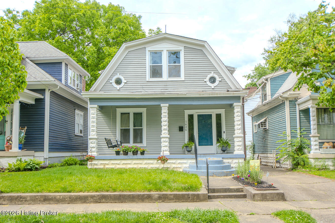 1626 Fernwood Ave Property Photo 1