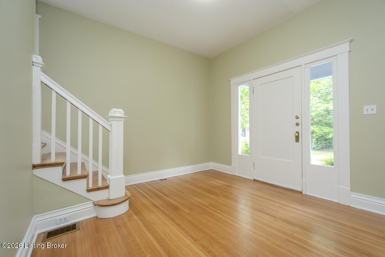 1626 Fernwood Ave Property Photo 8