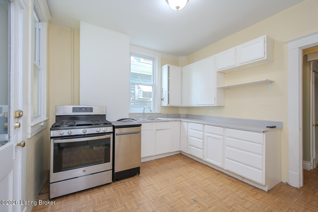 1626 Fernwood Ave Property Photo 22