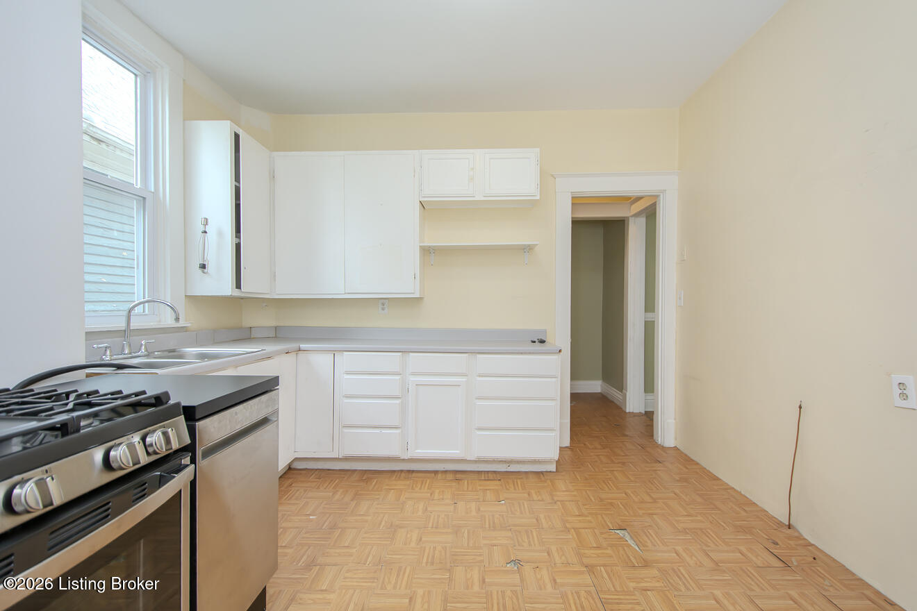 1626 Fernwood Ave Property Photo 23