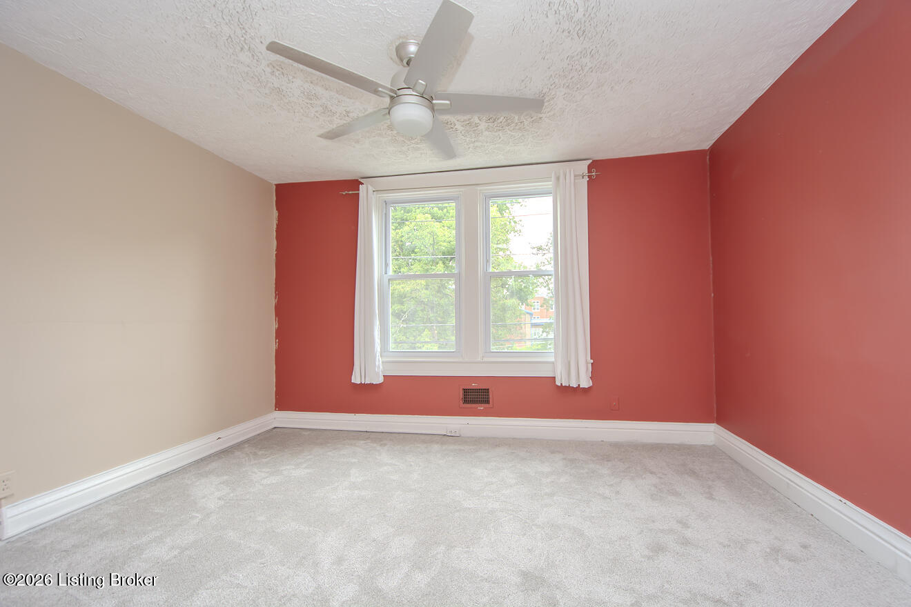 1626 Fernwood Ave Property Photo 27