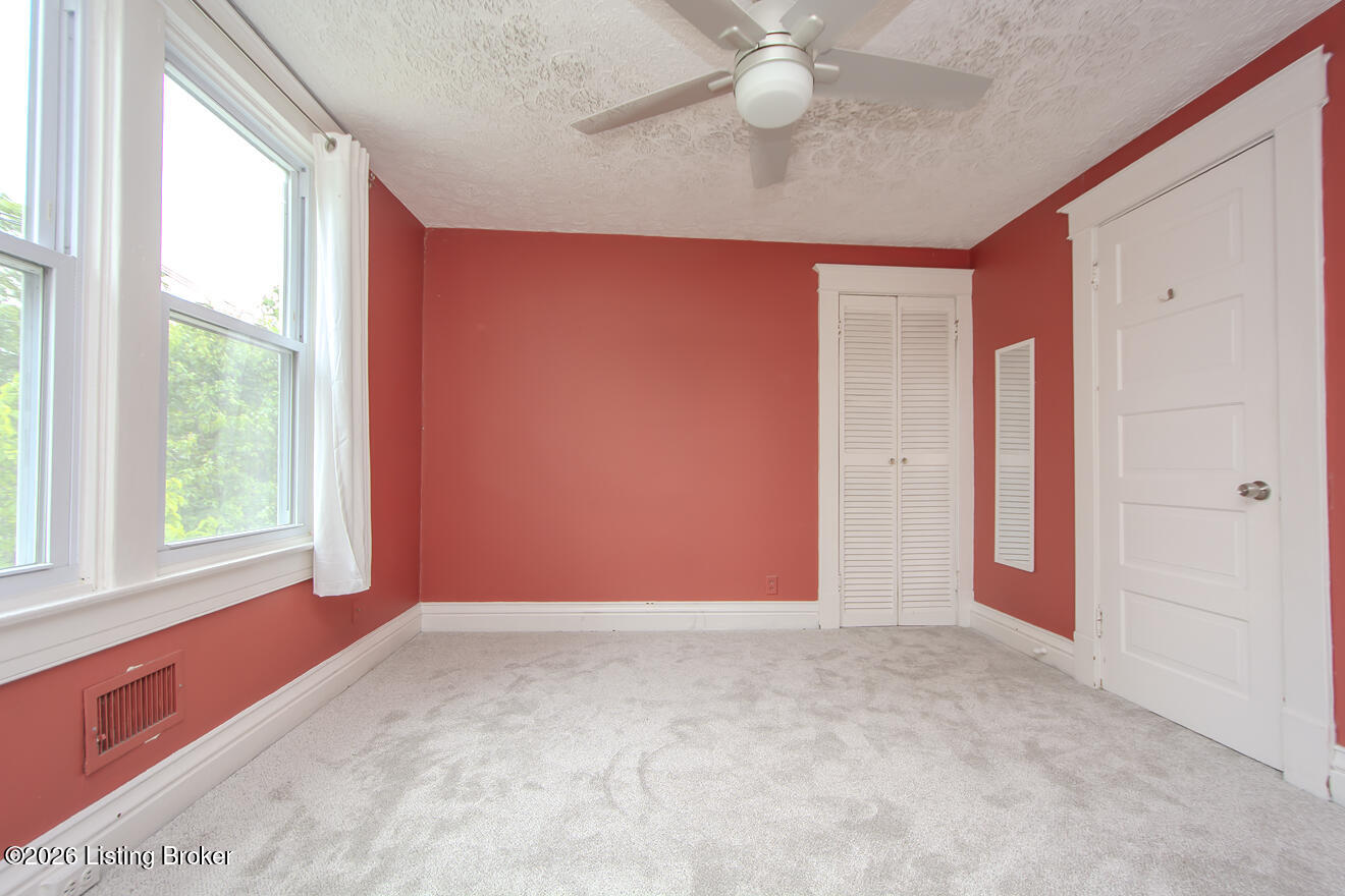1626 Fernwood Ave Property Photo 28