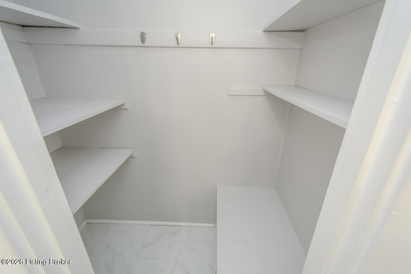 1626 Fernwood Ave Property Photo 35