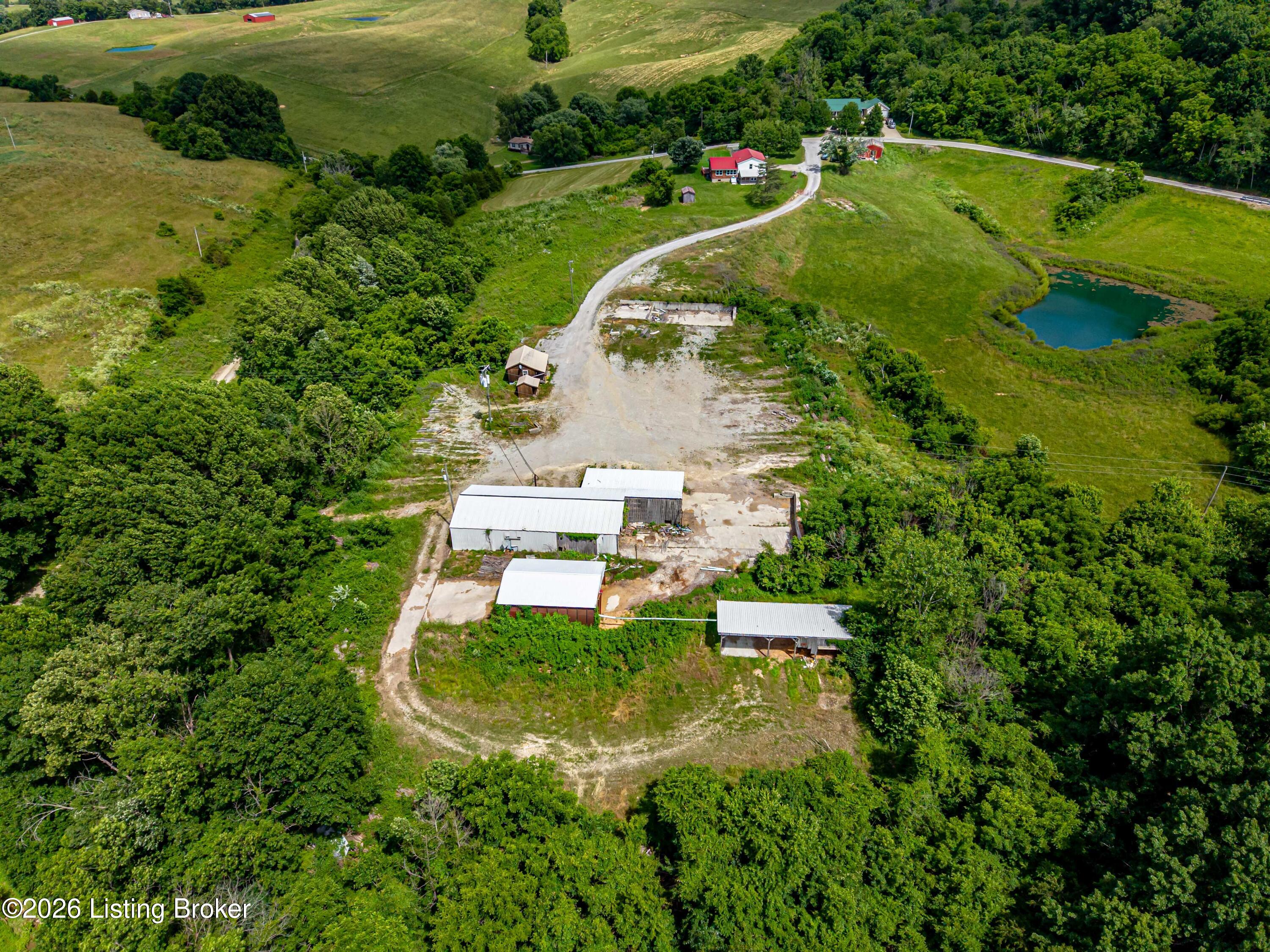3085 W River Rd Property Photo 14