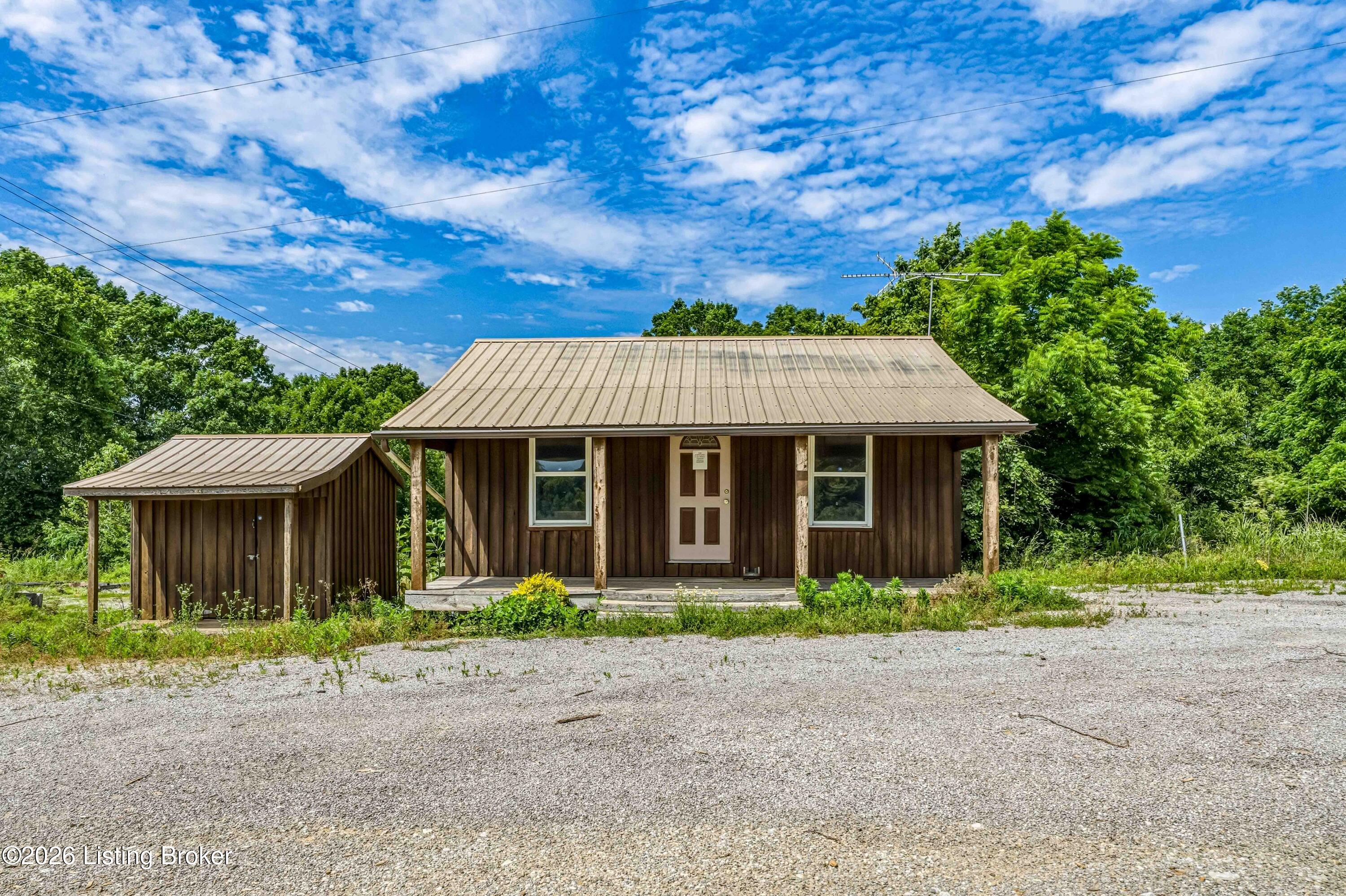 3085 W River Rd Property Photo 22
