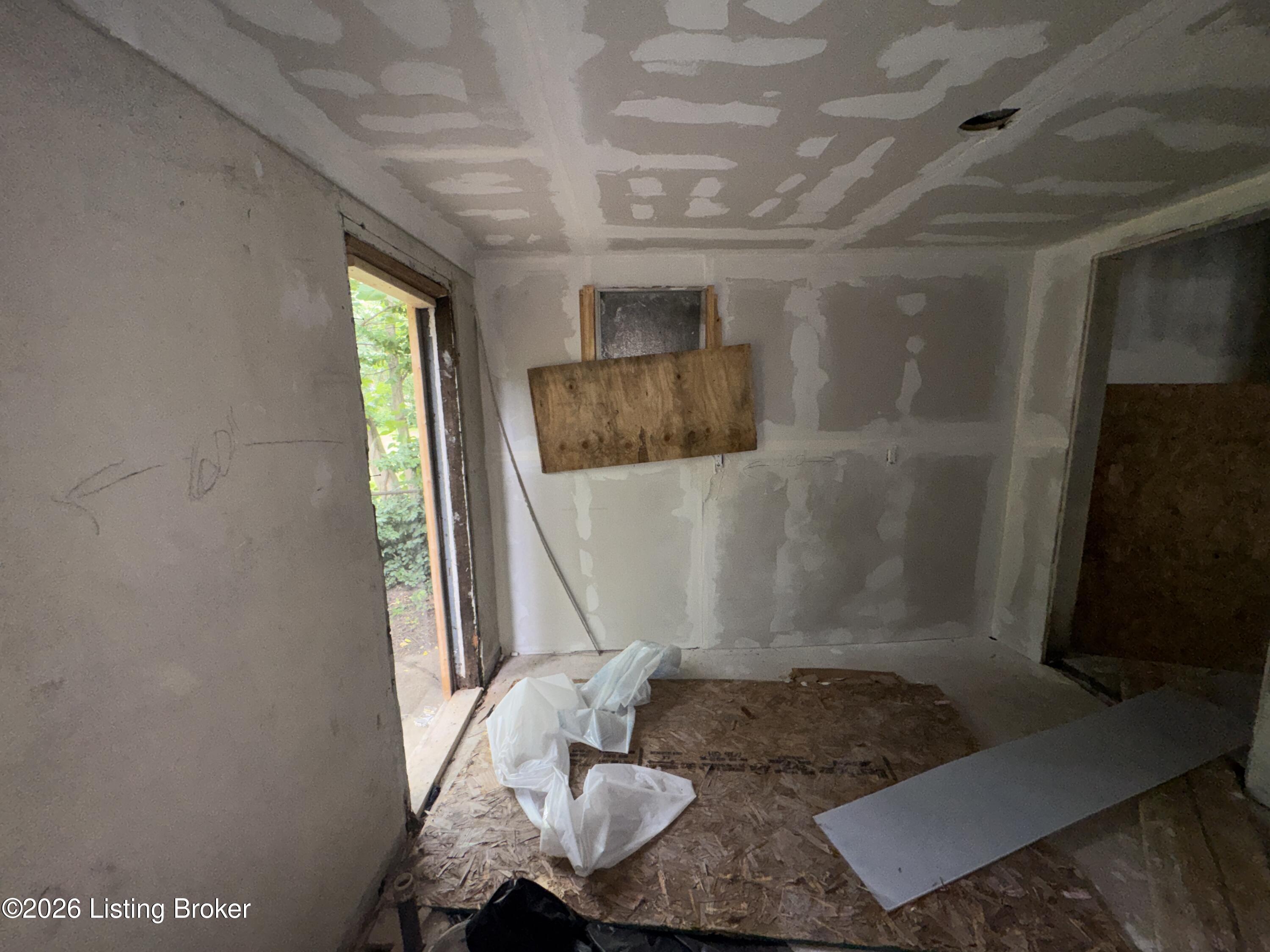 2423 Cedar St Property Photo 25