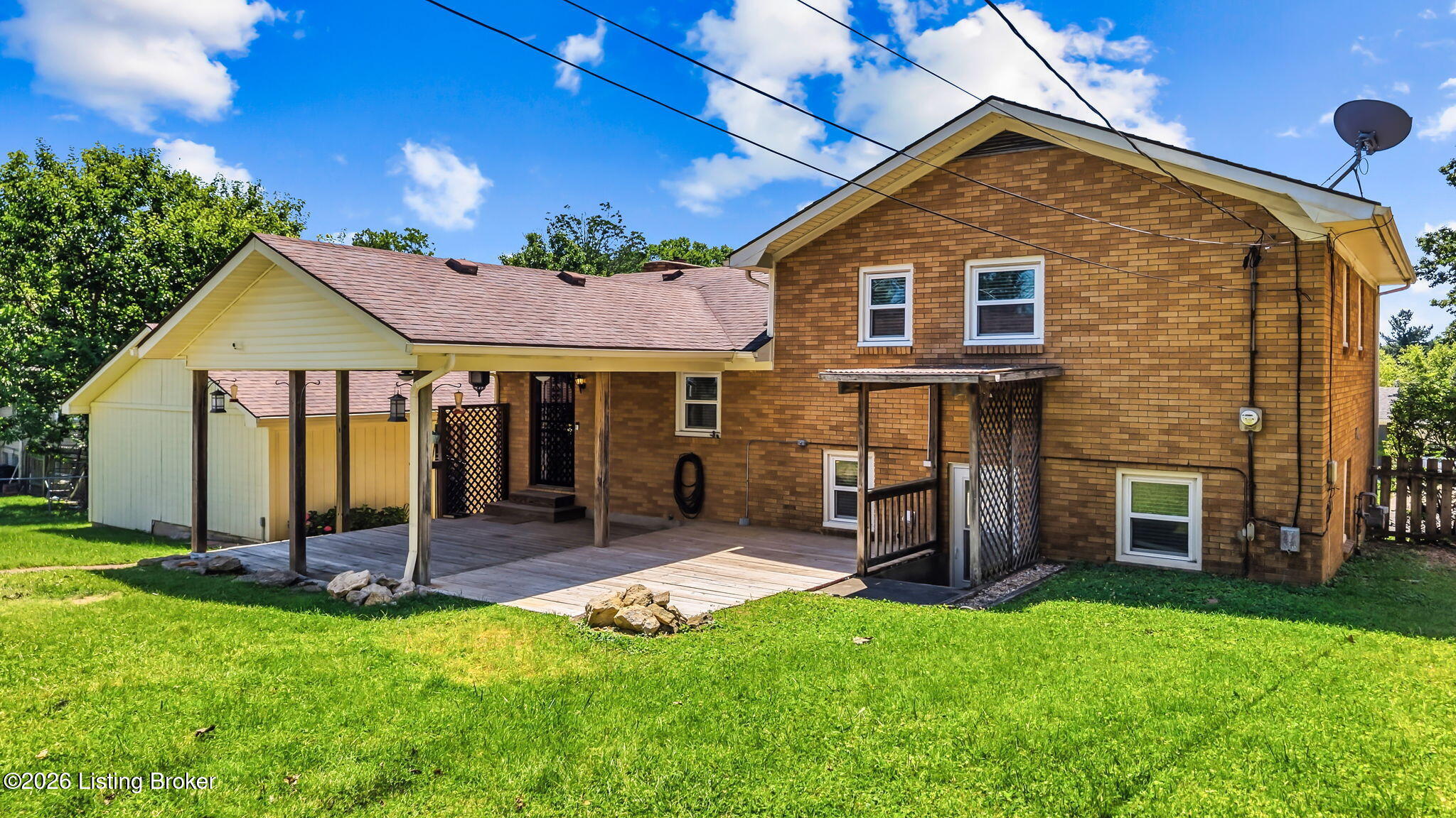 12317 Hardwick Rd Property Photo 4