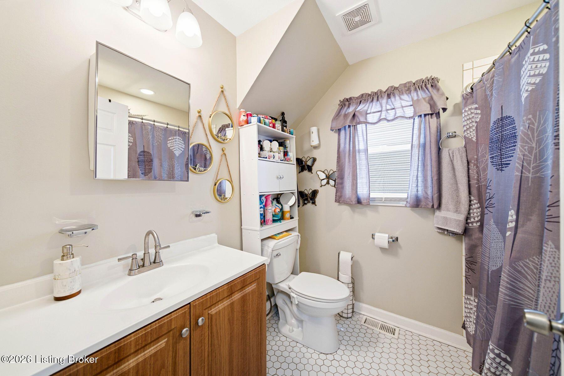 401 Amy Ave Property Photo 15