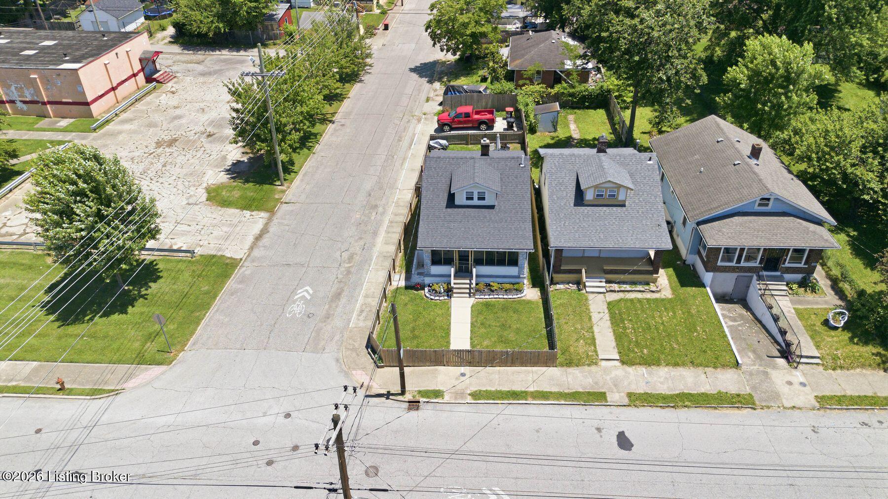 401 Amy Ave Property Photo 36