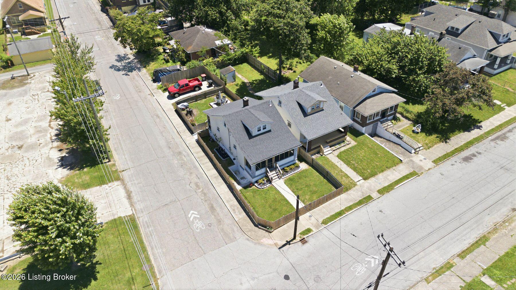 401 Amy Ave Property Photo 37