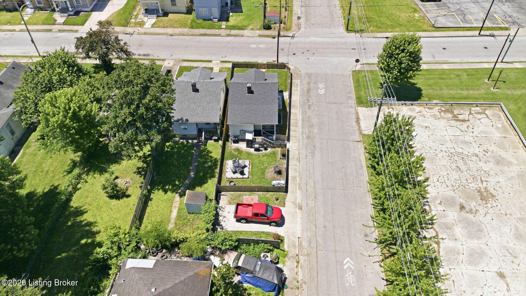 401 Amy Ave Property Photo 38