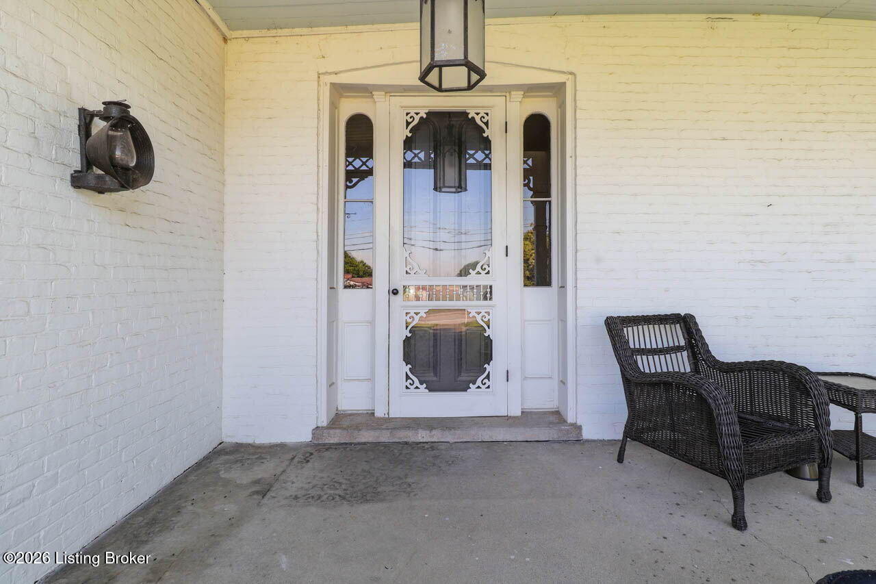 559 N Main St Property Photo 7