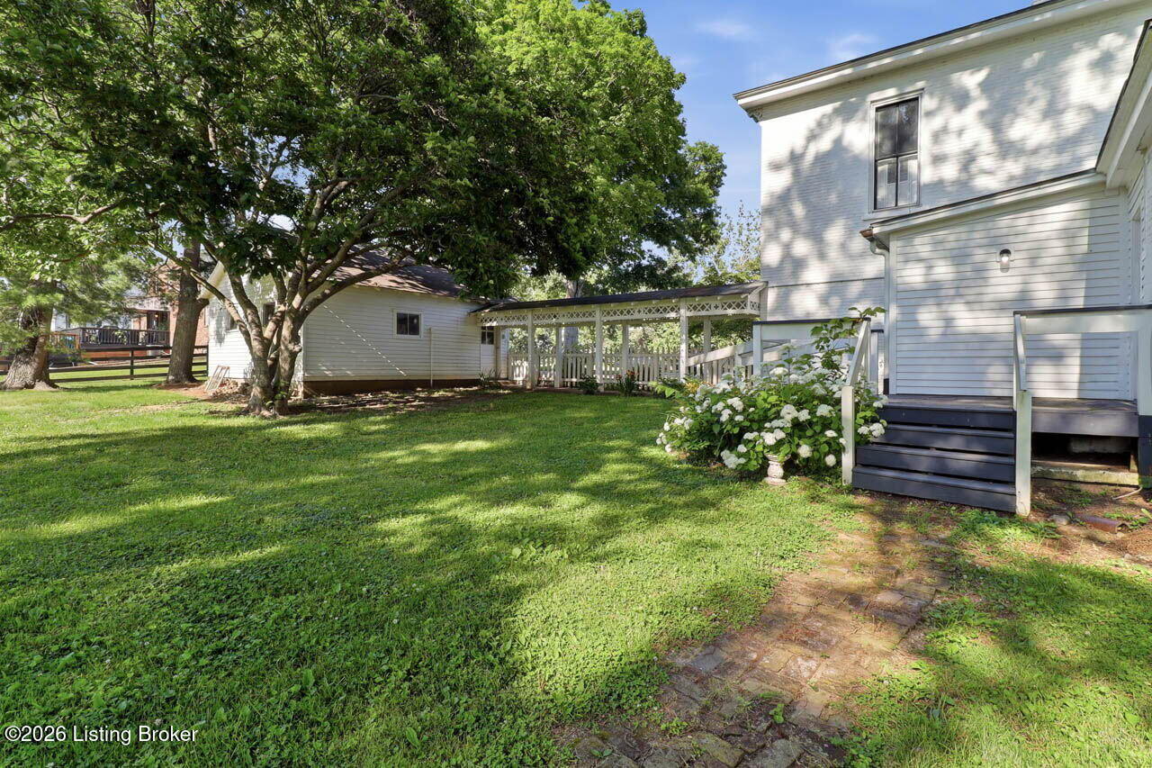 559 N Main St Property Photo 50
