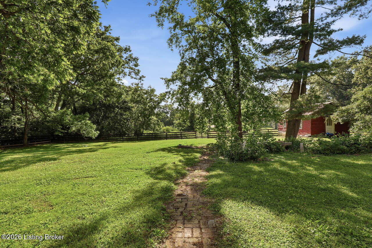 559 N Main St Property Photo 51