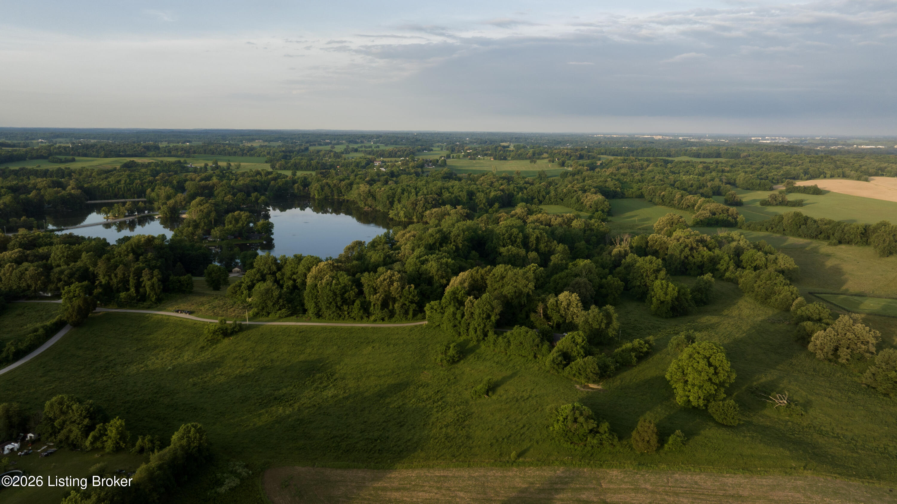 9471 Ky-405 Property Photo 2